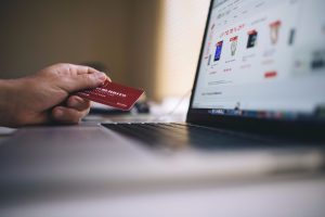 paying online with e-commerce shopping carts