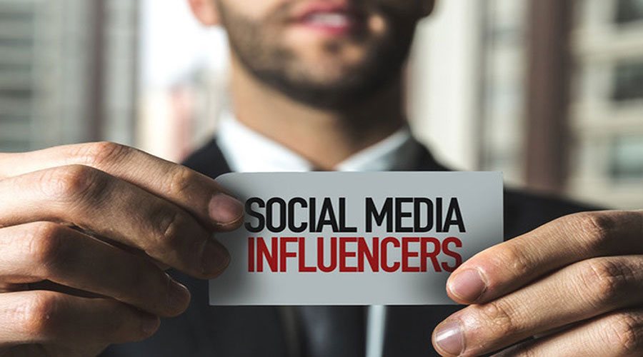 social-MEDIA-INfluers social-MEDIA-INfluers